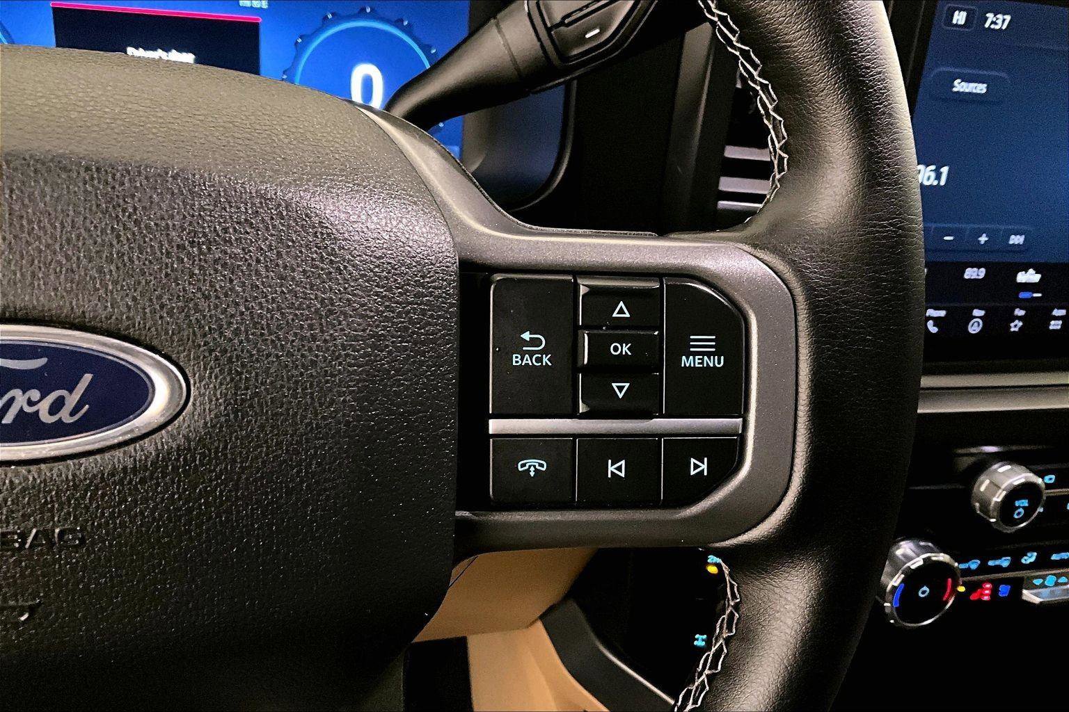 Certified 2025 Ford F250 Lariat w/ Lariat Ultimate Package image 18