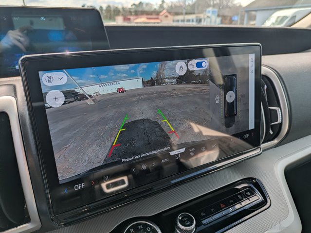 Certified 2025 Ford Expedition Active image 29