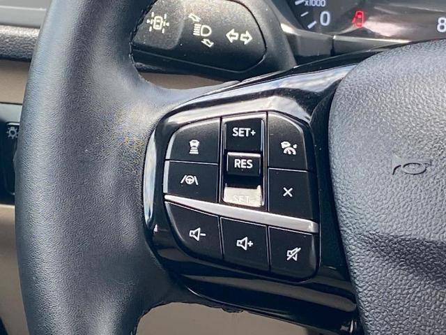 Certified 2022 Ford Escape SEL image 8