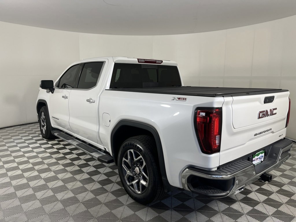 Used 2023 GMC Sierra 1500 SLT image 3