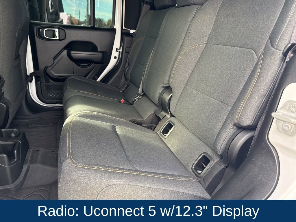 Used 2024 Jeep Gladiator Sport image 25