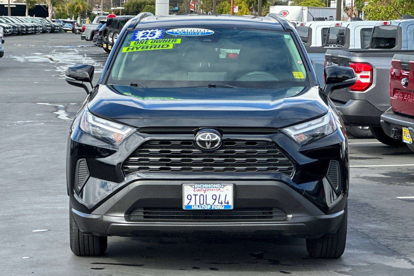 Used 2025 Toyota RAV4 XLE w/ Convenience Package AWD/4WD image 12
