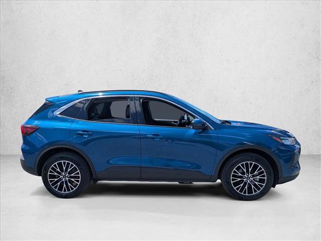 Certified 2023 Ford Escape SE FWD image 4