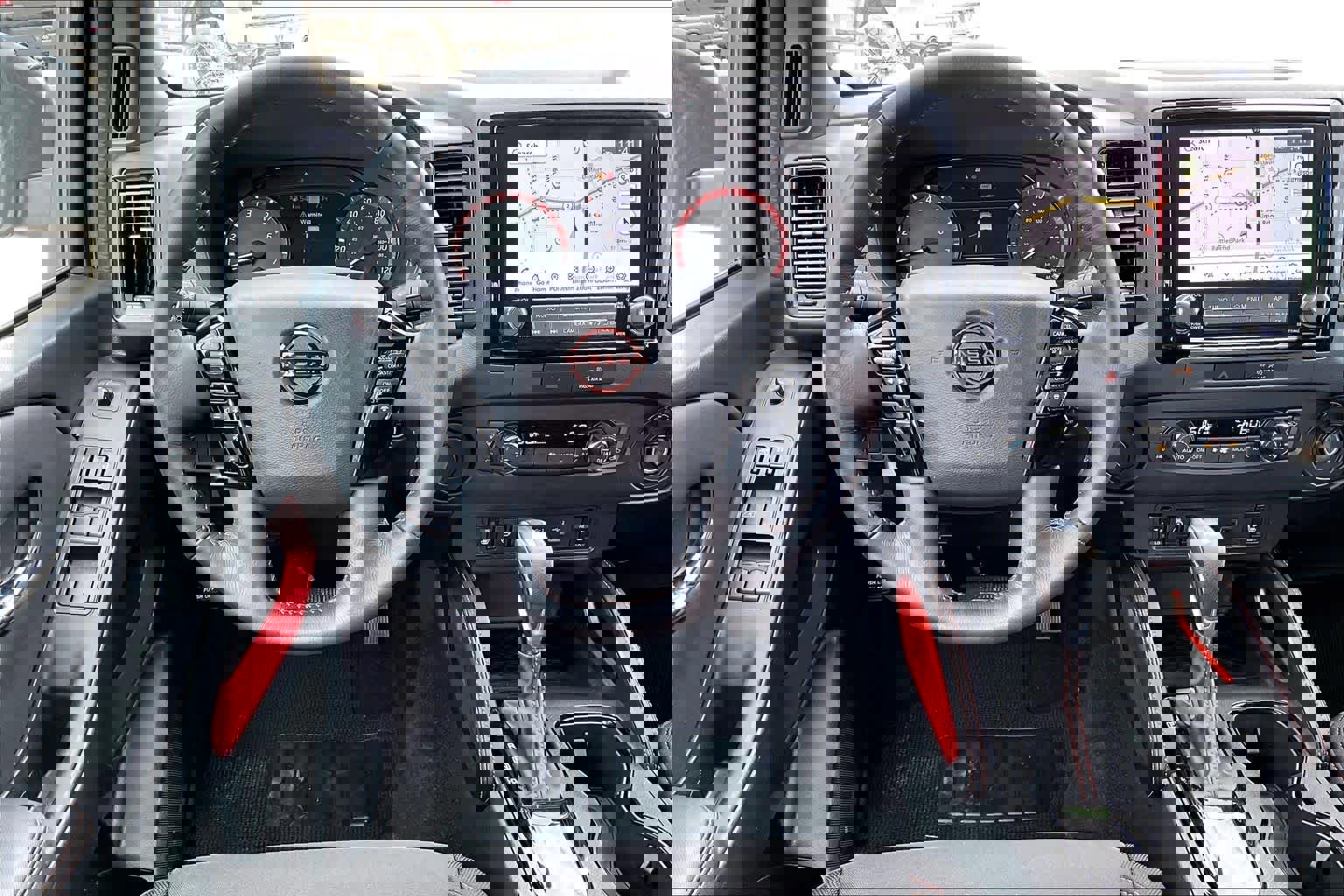 Used 2023 Nissan Frontier Pro-X w/ Pro Convenience Package image 6