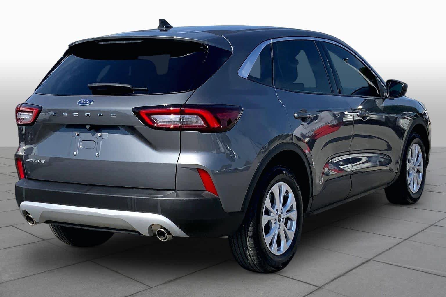 Certified 2023 Ford Escape Active FWD image 13