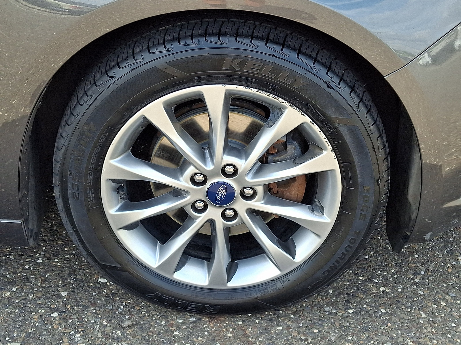 Certified 2017 Ford Fusion SE w/ Fusion SE Technology Package FWD image 8