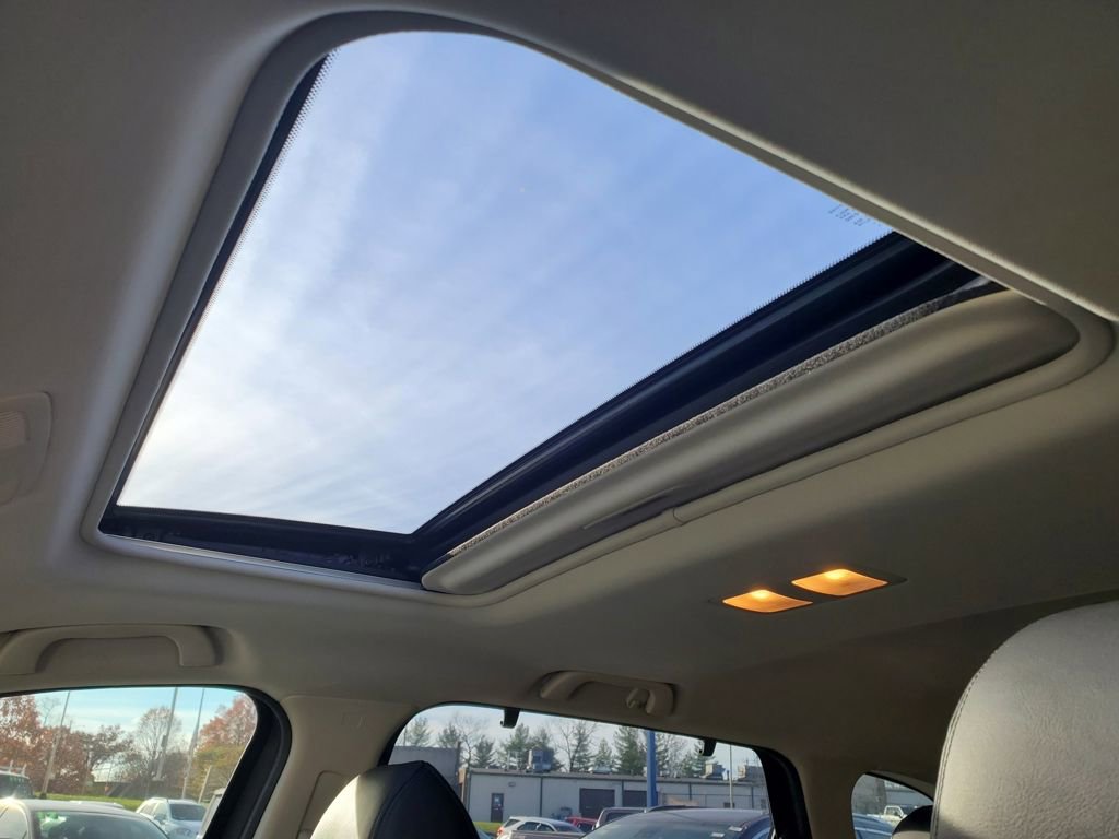 Used 2018 MAZDA CX-9 Touring w/ Touring Premium Package image 16