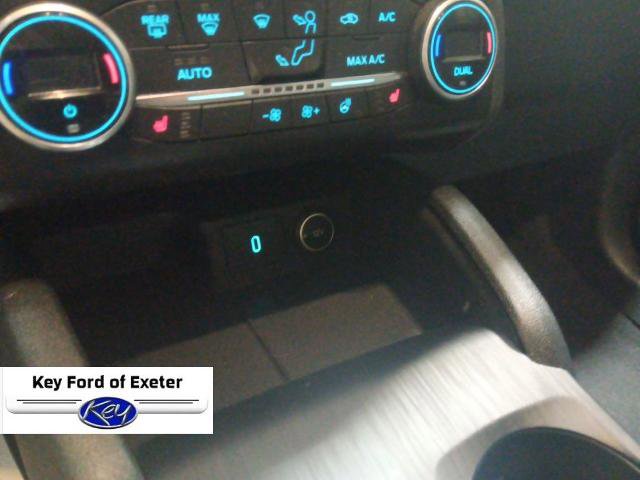 Certified 2020 Ford Escape Titanium AWD/4WD image 24