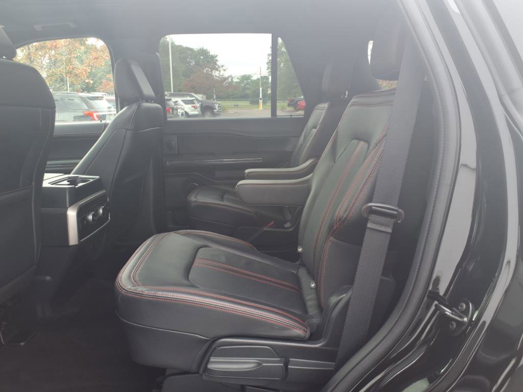 Certified 2022 Ford Expedition Limited image 9