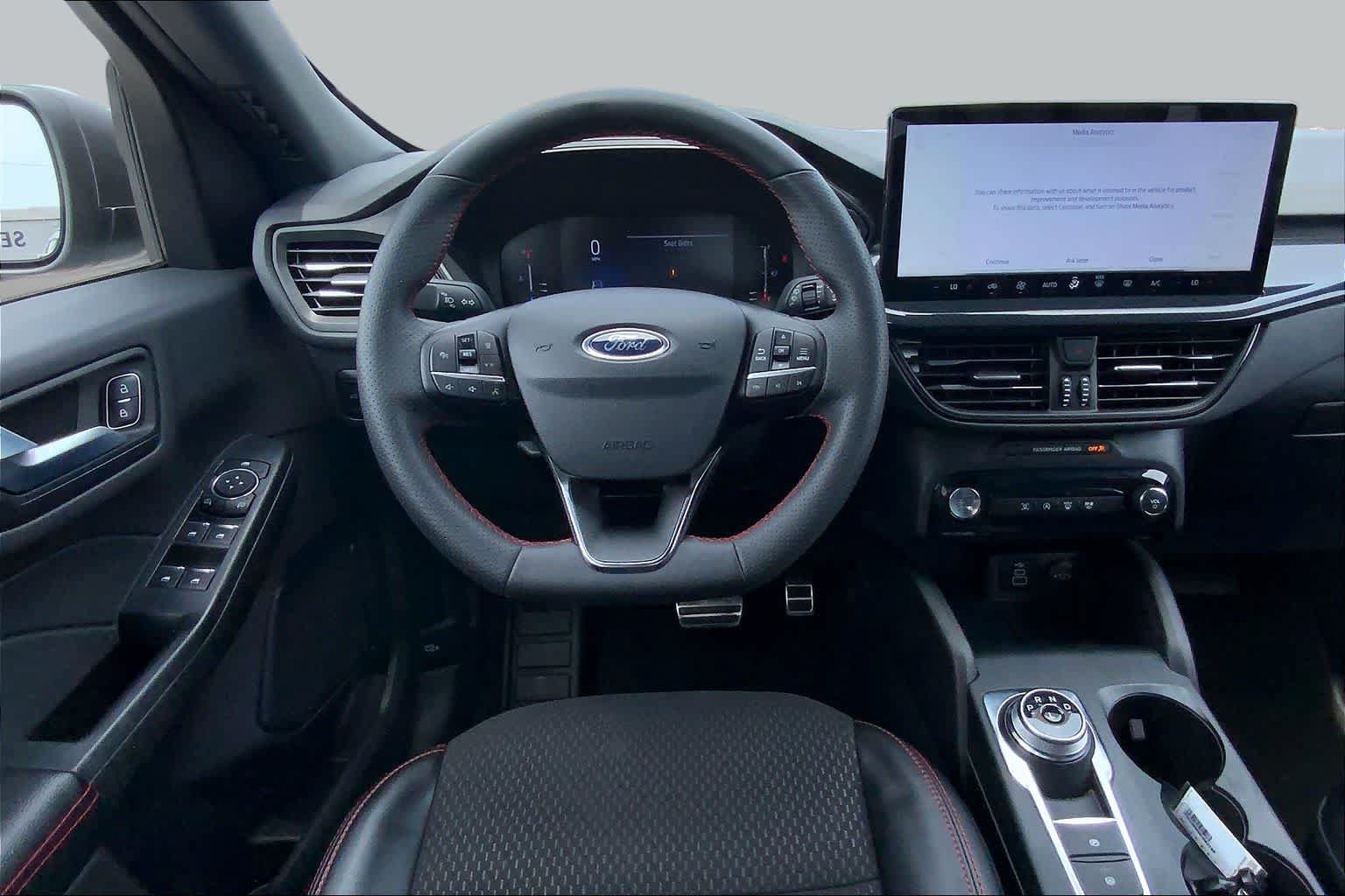 Certified 2024 Ford Escape ST-Line w/ Tech Pack #1 FWD image 6