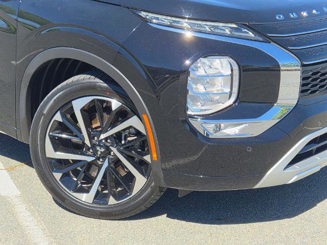 Used 2023 Mitsubishi Outlander SEL image 9