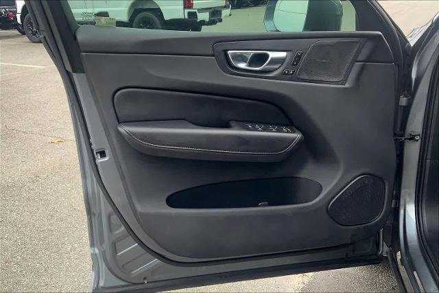 Used 2021 Volvo XC60 T5 Inscription image 21