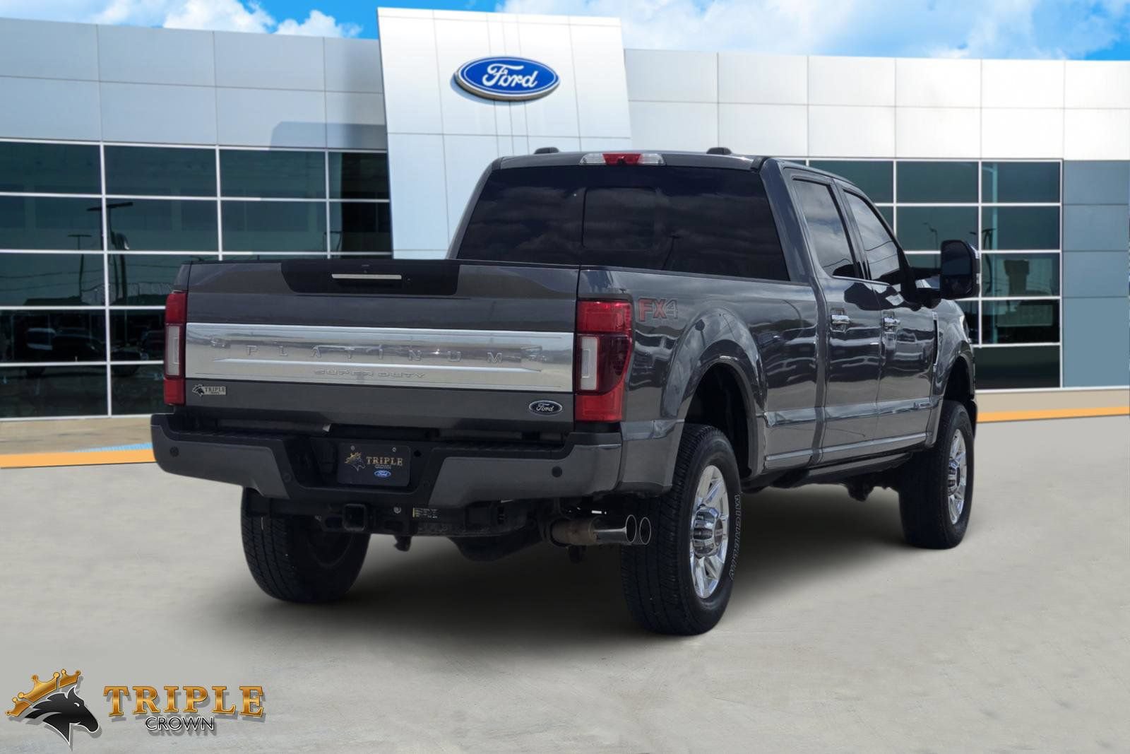 Certified 2022 Ford F350 Platinum AWD/4WD image 5