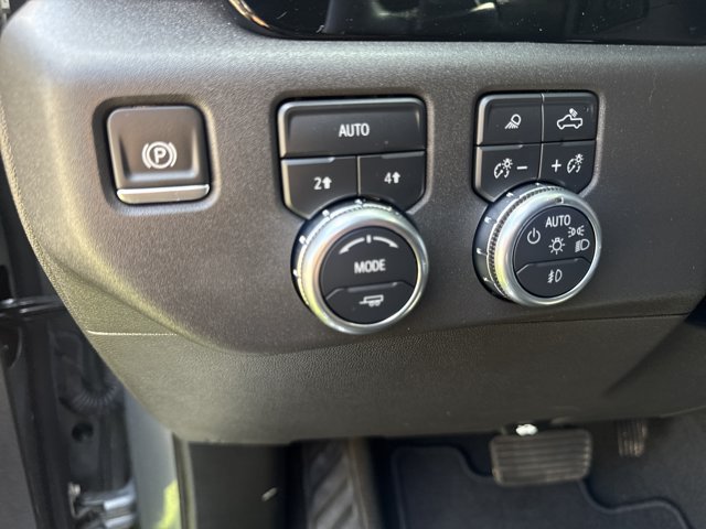 Used 2025 GMC Sierra 1500 SLT w/ SLT Premium Package AWD/4WD image 18