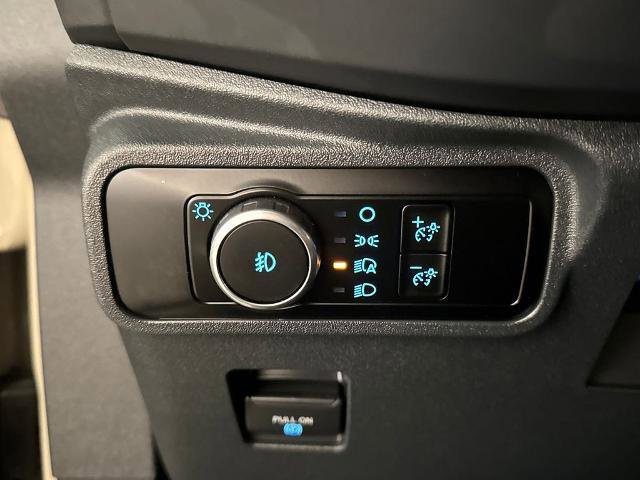 Certified 2025 Ford Bronco Outer Banks w/ Black Appearance Package AWD/4WD image 18
