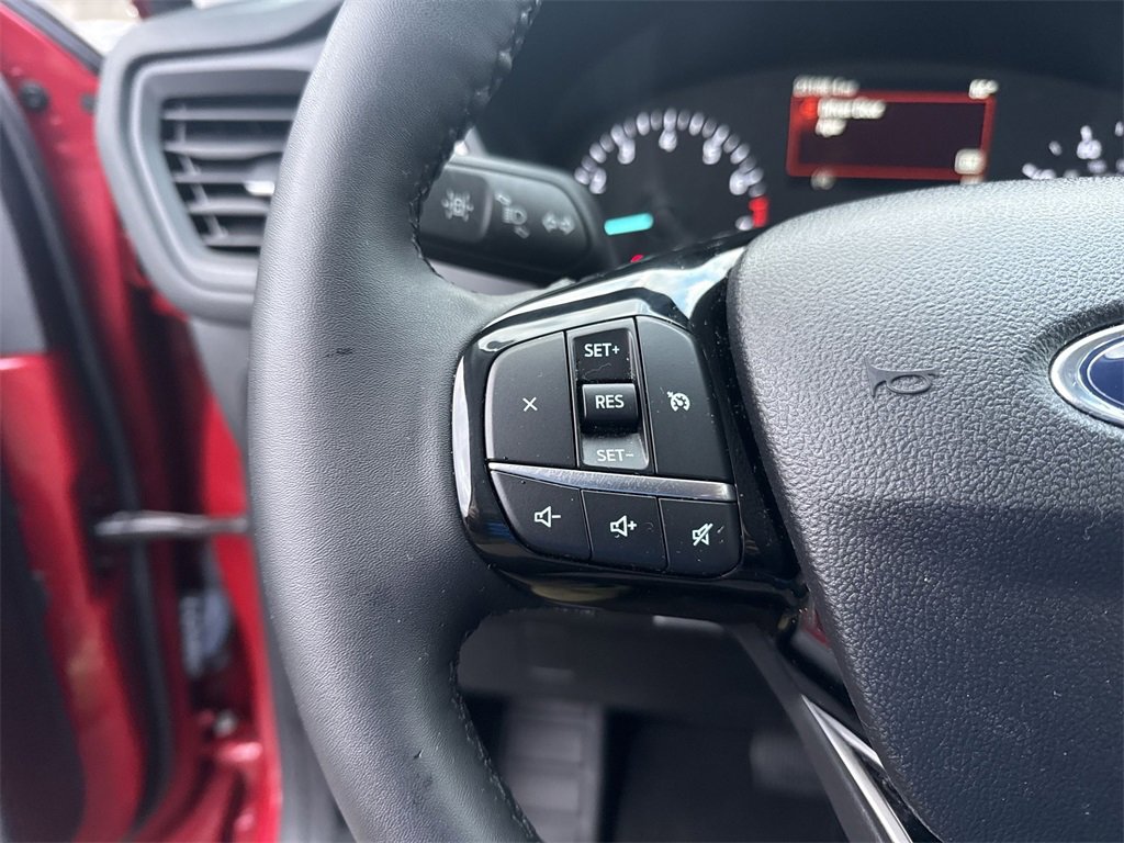 Certified 2022 Ford Escape SE w/ Cold Weather Package image 15