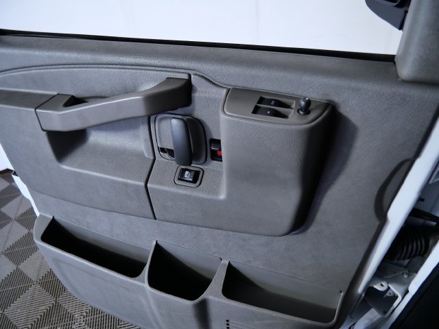 Used 2025 Chevrolet Express 2500 w/ Driver Convenience Package RWD image 24
