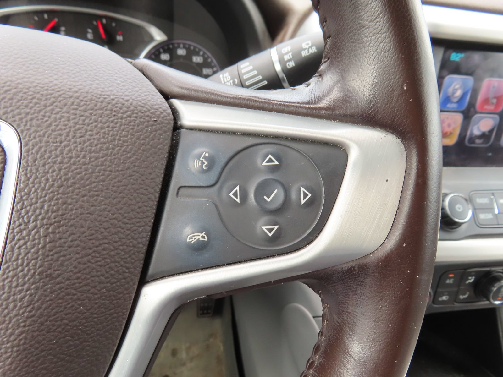 Used 2019 GMC Acadia SLT AWD/4WD image 20