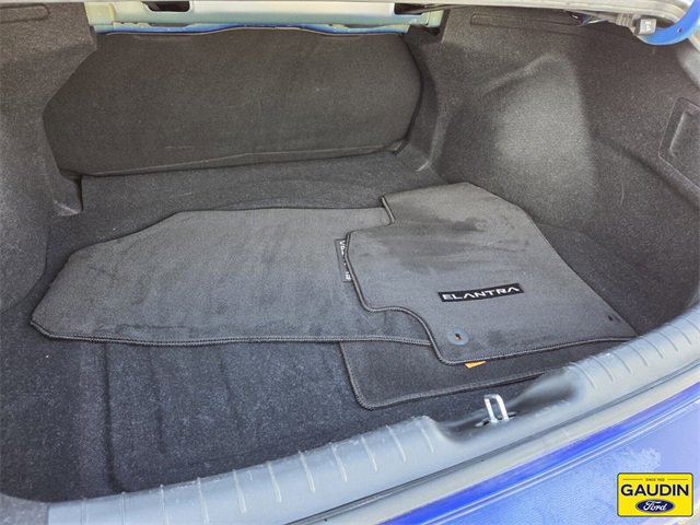 Used 2023 Hyundai Elantra SEL w/ Convenience Package image 14