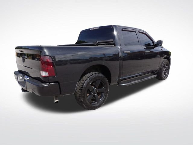 Used 2018 RAM 1500 Express w/ Black Ram 1500 Express Group RWD image 12