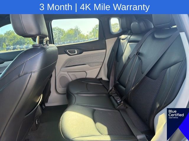 Used 2023 Jeep Compass Latitude AWD/4WD image 17