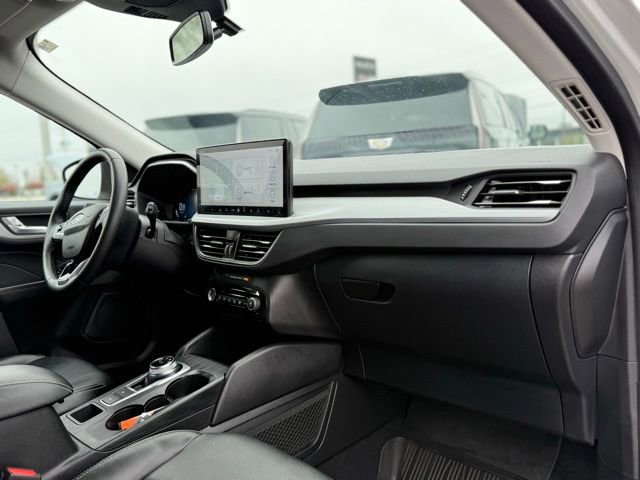 Certified 2023 Ford Escape Platinum AWD/4WD image 20