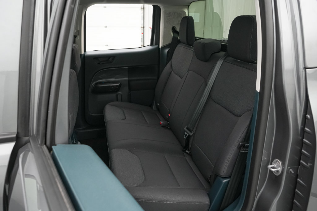 Certified 2025 Ford Maverick XL FWD image 19