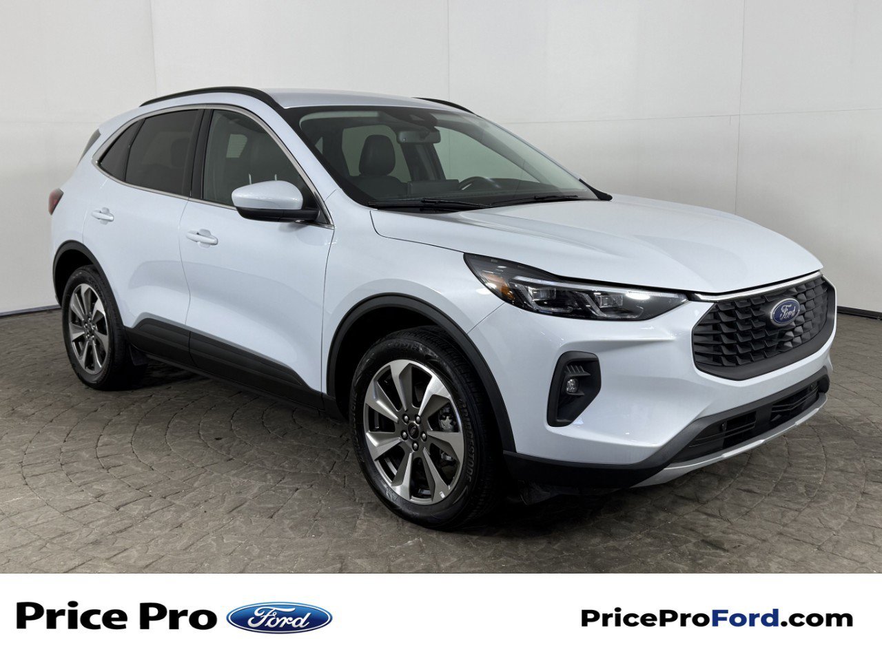 Certified 2025 Ford Escape Platinum