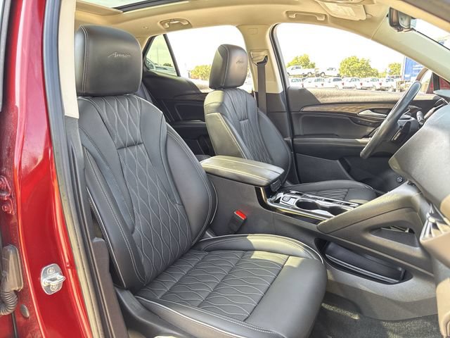 Used 2022 Buick Envision Avenir w/ Technology Package II FWD image 25