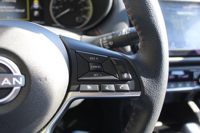Used 2024 Nissan Versa SR FWD image 30