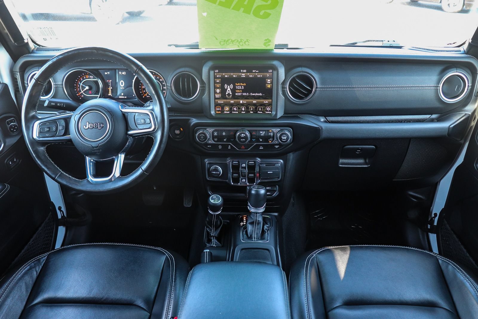 Used 2022 Jeep Wrangler Unlimited Sahara w/ Cold Weather Group AWD/4WD image 12
