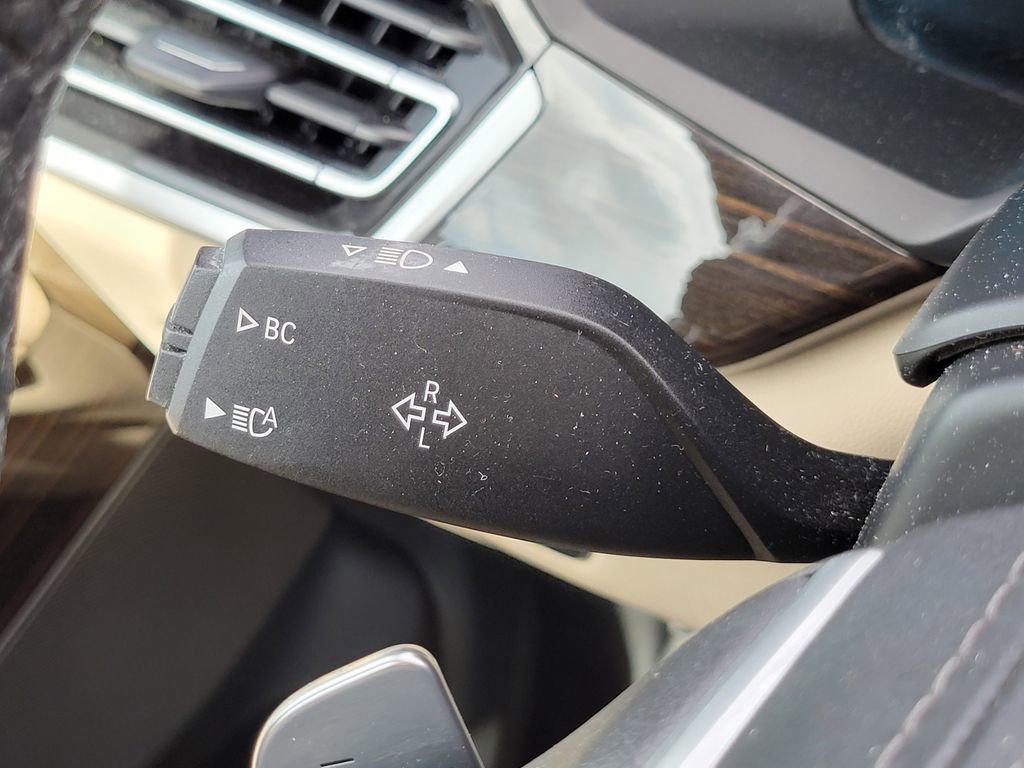 Used 2020 BMW X5 xDrive40i w/ Premium Package image 33