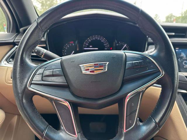 Used 2019 Cadillac XT5 FWD image 21