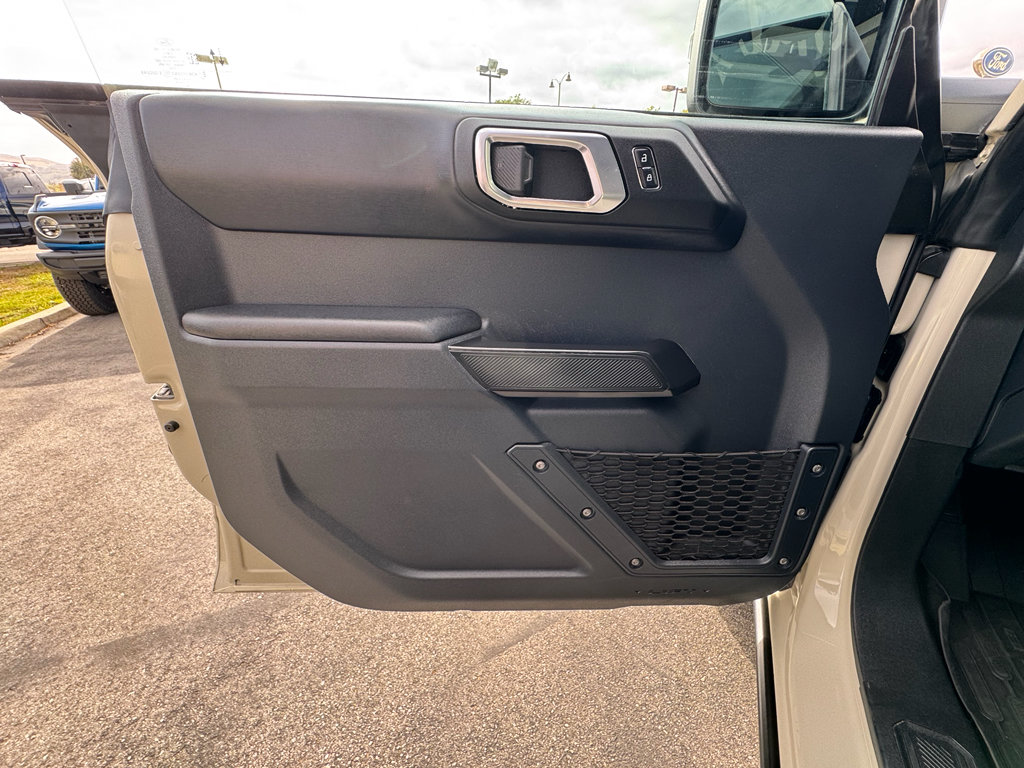 Certified 2025 Ford Bronco Badlands AWD/4WD image 22