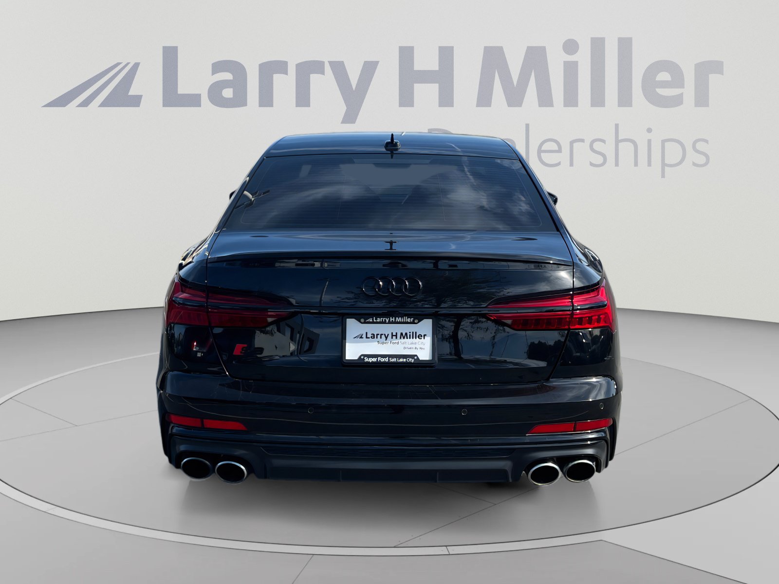 Used 2021 Audi S6 Premium Plus w/ S Sport Package AWD/4WD image 4