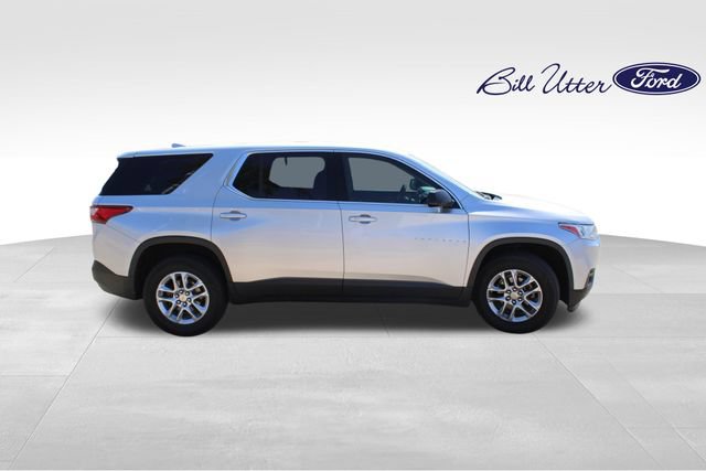 Used 2018 Chevrolet Traverse LS FWD image 4