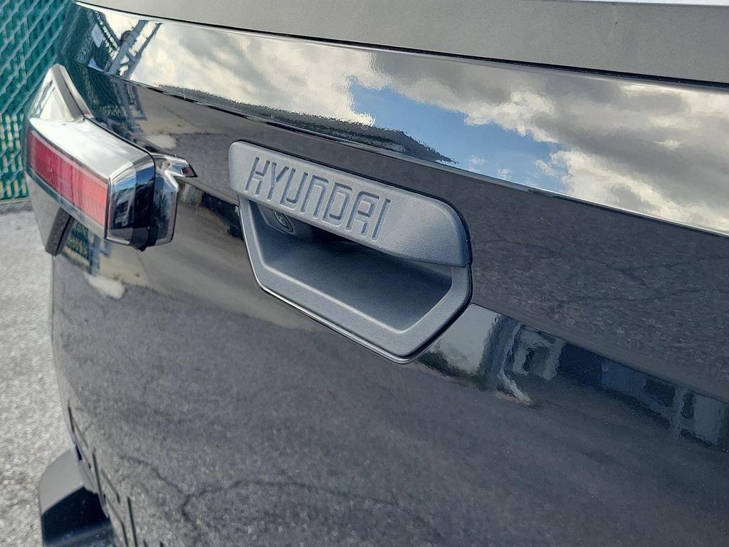 Used 2024 Hyundai Santa Cruz SEL FWD image 10