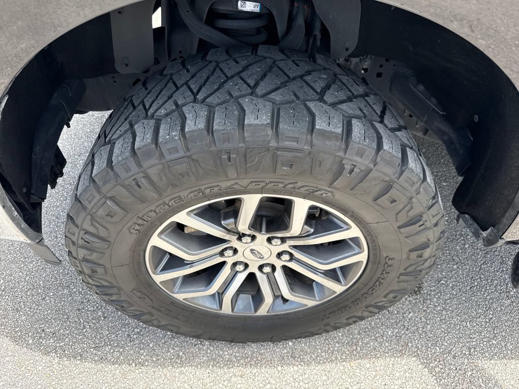 Certified 2021 Ford F150 Lariat RWD image 11