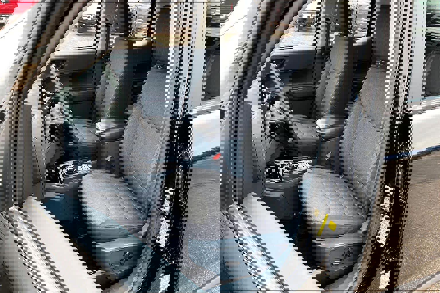 Certified 2024 Ford Maverick XLT w/ XLT Luxury Package image 7