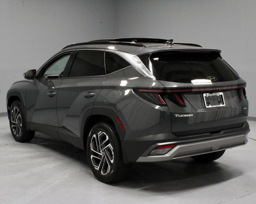 Used 2025 Hyundai Tucson Limited AWD/4WD image 9