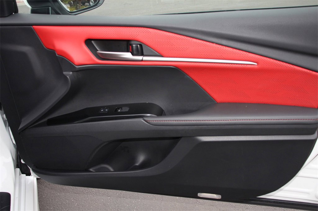 Used 2025 Toyota Camry XSE image 28