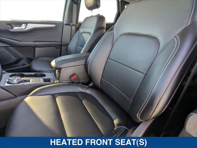 Certified 2025 Ford Escape Platinum image 13