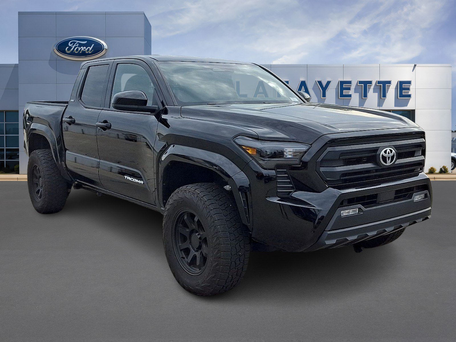 Used 2025 Toyota Tacoma SR5