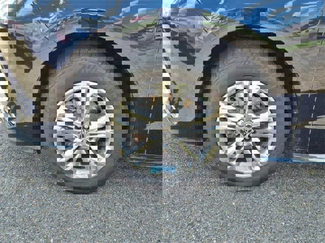 Used 2023 Toyota Sienna Platinum image 9