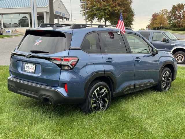 Used 2025 Subaru Forester Limited AWD/4WD image 3