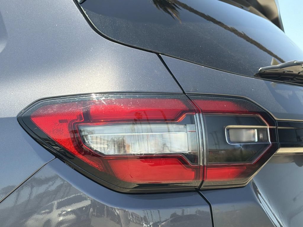 Used 2025 Honda Pilot EX-L image 8