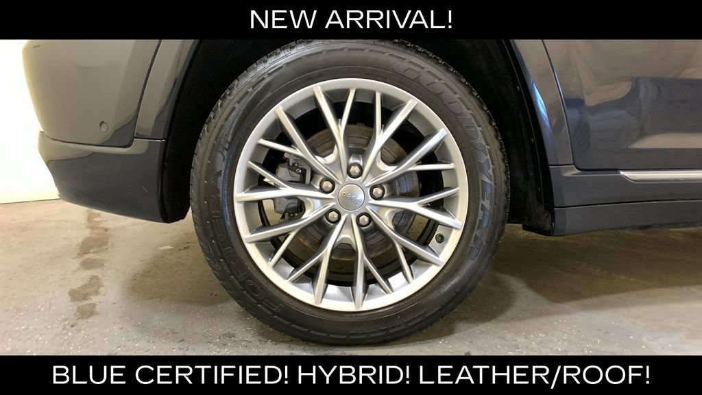 Used 2022 Jeep Grand Cherokee Summit AWD/4WD image 20