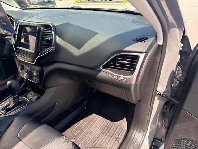 Used 2022 Jeep Cherokee Latitude Lux w/ Sun & Sound Group FWD image 31