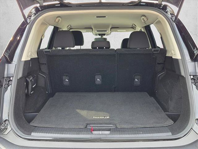 Used 2023 Nissan Rogue S FWD image 7