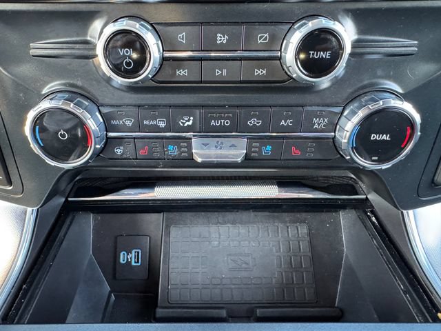 Certified 2022 Ford F150 Platinum w/ Equipment Group 701A High AWD/4WD image 30